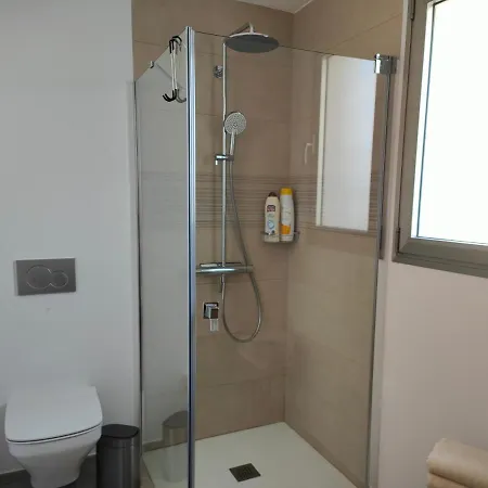 Garden Luxury アパート *