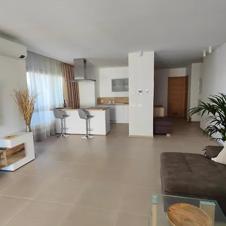 Lejlighed Garden Luxury *