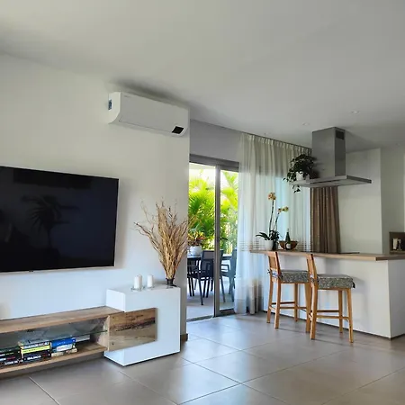 Garden Luxury アパート パルム・マール